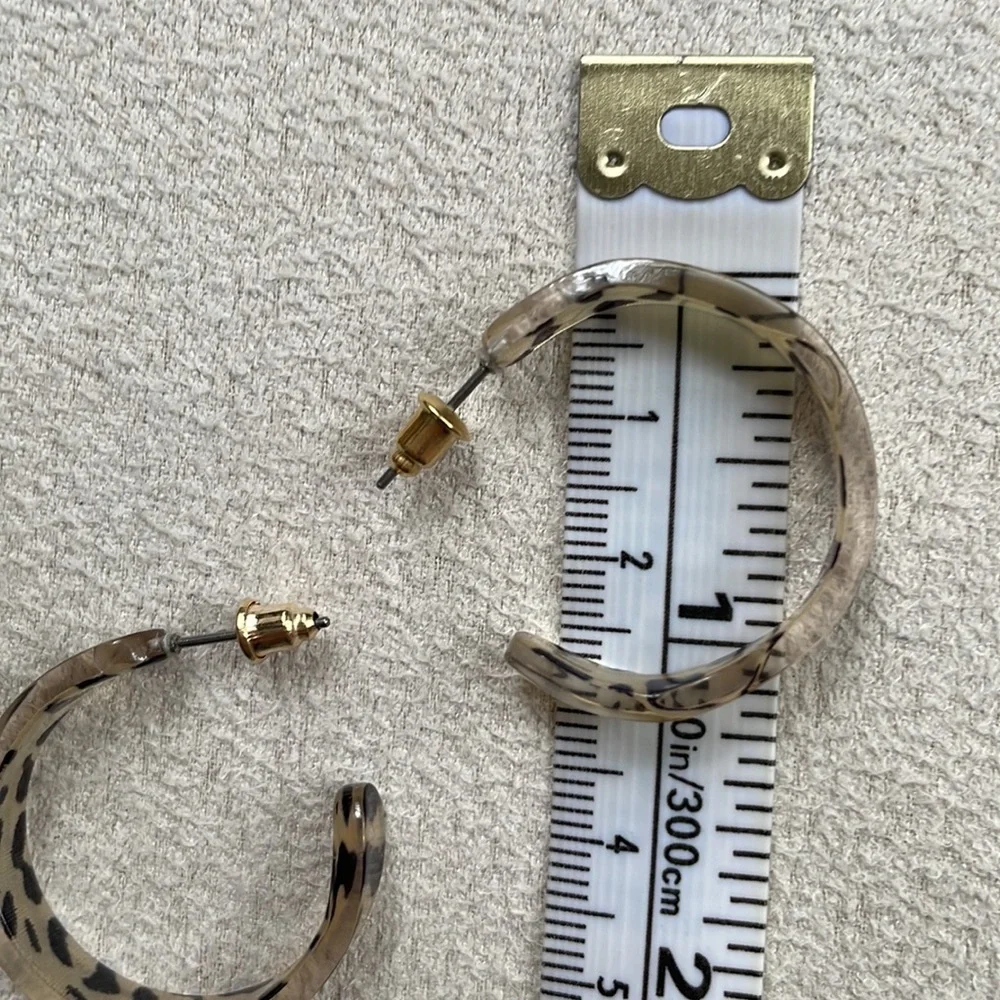Cheetah print open hoops